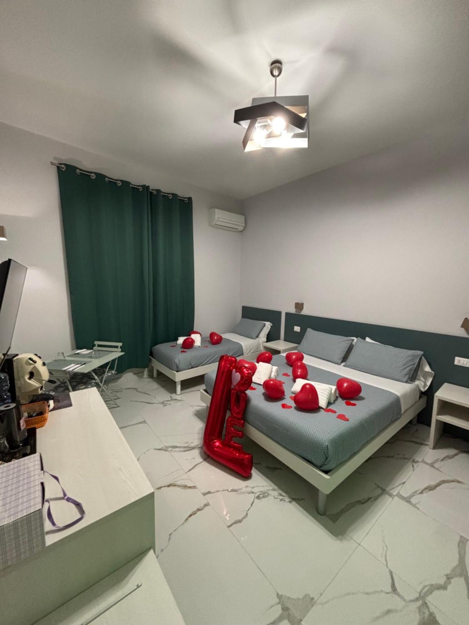 B&B Cadifra Portapiccola Неаполь Екстер'єр фото